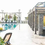 מלון Marina White Sands אובזור